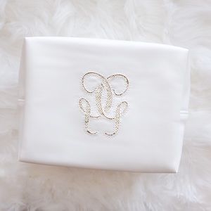 ✨ NEW - GUERLAIN cosmetic bag 🌟